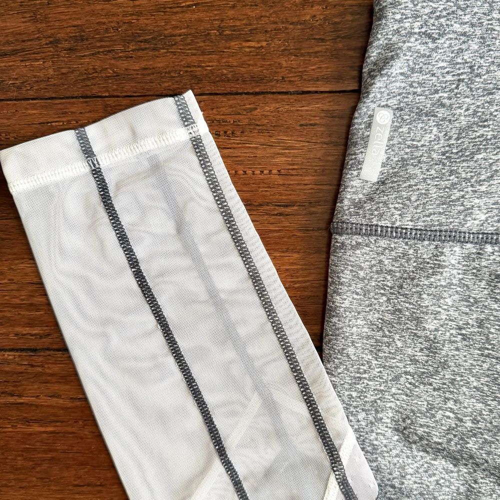 Zella Sun Salutation Gray White Mesh Active Legging Size S - Picture 7 of 9